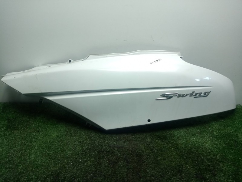 Recambio de carenado trasero para honda fes fes 125 s-wing (jf12) referencia OEM IAM   