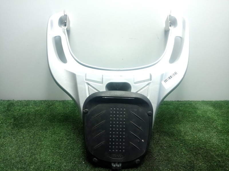 Recambio de portaequipajes para honda fes fes 125 s-wing (jf12) referencia OEM IAM   SHAD