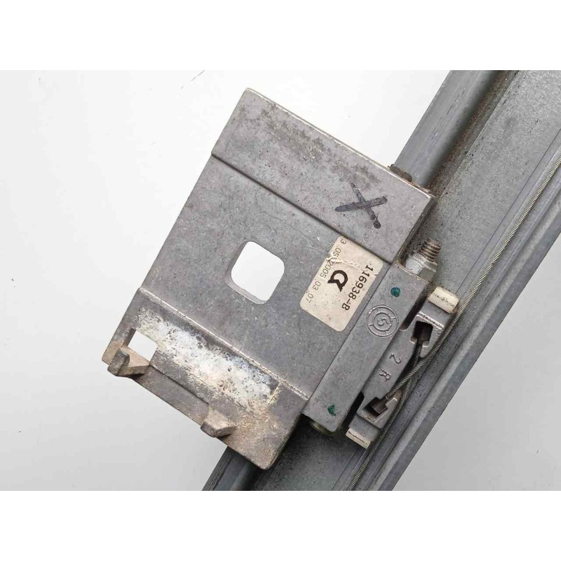 Recambio de elevalunas delantero derecho para citroën c3 pluriel 1.4 hdi referencia OEM IAM 400620H-116938B ELECTRICO - 6.PINES 