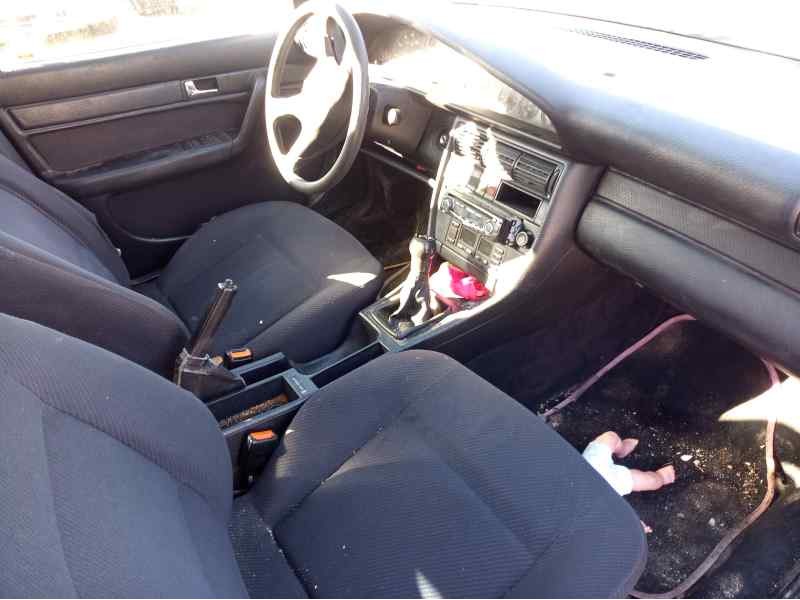 audi 100 c3 sedán (443, 444) del año 1993