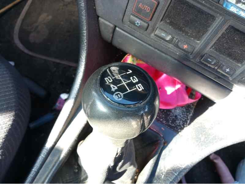 audi 100 c3 sedán (443, 444) del año 1993