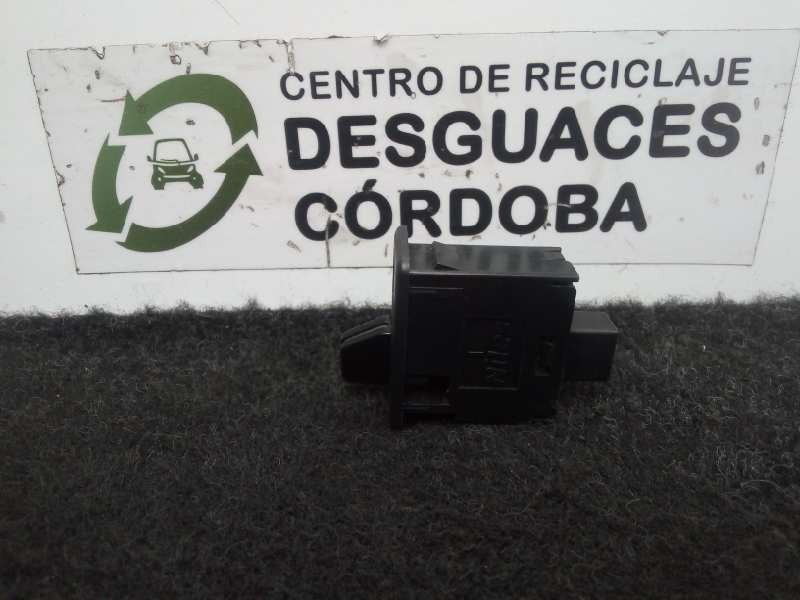 Recambio de regulador faros para nissan cabstar 09.06 3.0 diesel referencia OEM IAM NOTIENEREFERENCIA  