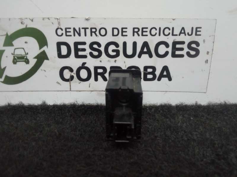 Recambio de regulador faros para nissan cabstar 09.06 3.0 diesel referencia OEM IAM NOTIENEREFERENCIA  