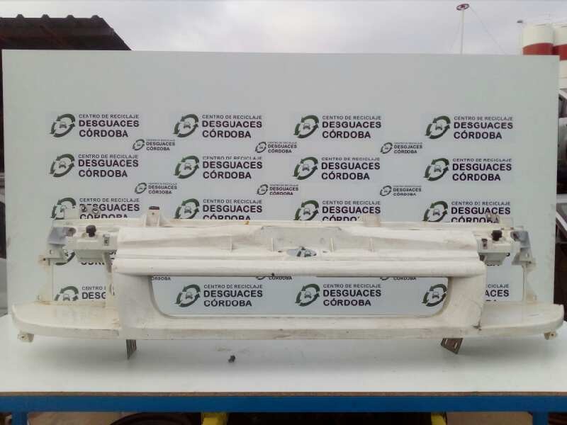 Recambio de panel frontal para ford transit mod. 2000 combi referencia OEM IAM   BLANCO