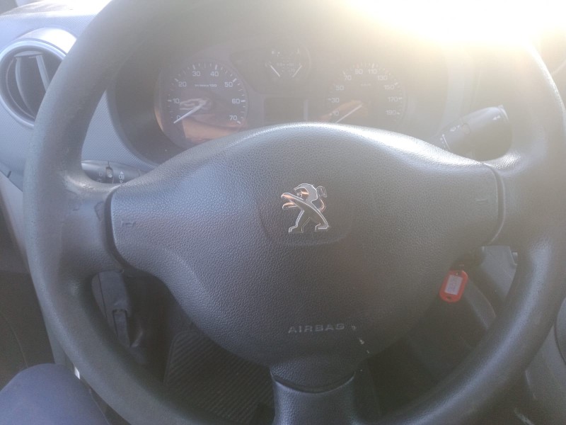 Recambio de airbag delantero derecho para peugeot partner furgoneta/monovolumen (5_, g_) 1.6 hdi 75 referencia OEM IAM   