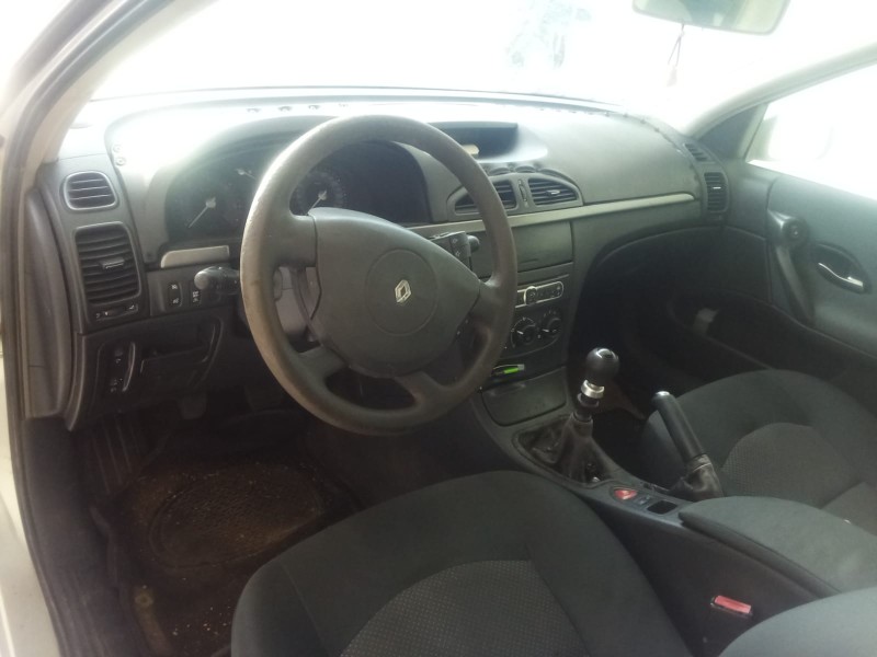 renault laguna ii (bg0/1_) del año 2005