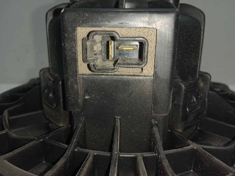 Recambio de motor calefaccion para kia sportage 1.6 crdi cat referencia OEM IAM D316NFFAA-A0272-181116  