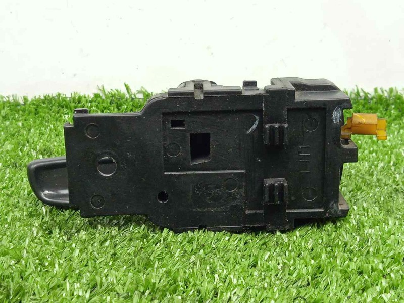 Recambio de maneta interior delantera izquierda para nissan atleon 3.0 d referencia OEM IAM   