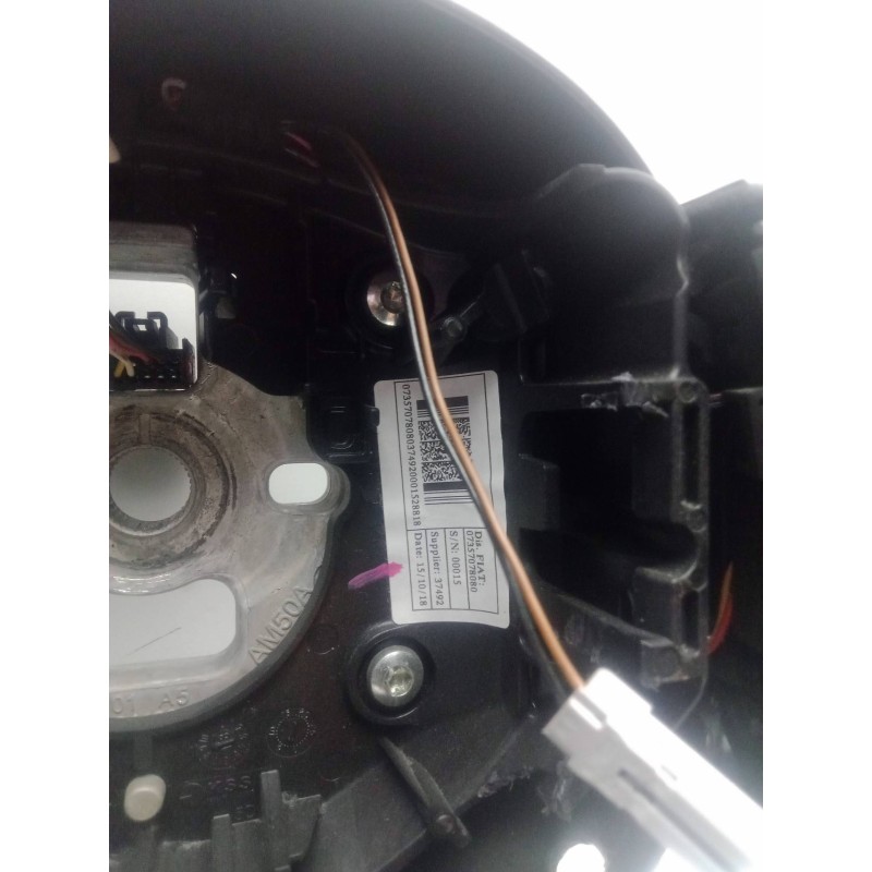 Recambio de volante para jeep renegade 1.0 t-gdi cat referencia OEM IAM 07357078080-37492-1041992  