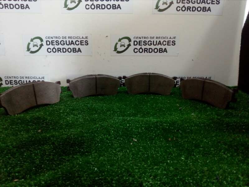 Recambio de pastillas frenos delanteras para kia carens 1.8 cat referencia OEM IAM 0K9D03328Z NUEVO DE LA KIA