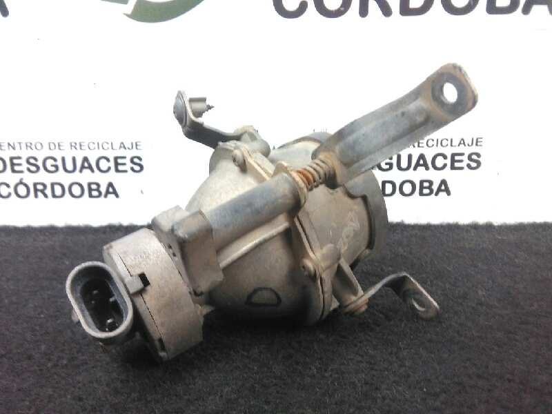 Recambio de faro antiniebla derecho para kia cerato 2.0 turbodiesel cat referencia OEM IAM 9006HB4 IZQUIERDO - DERECHO 