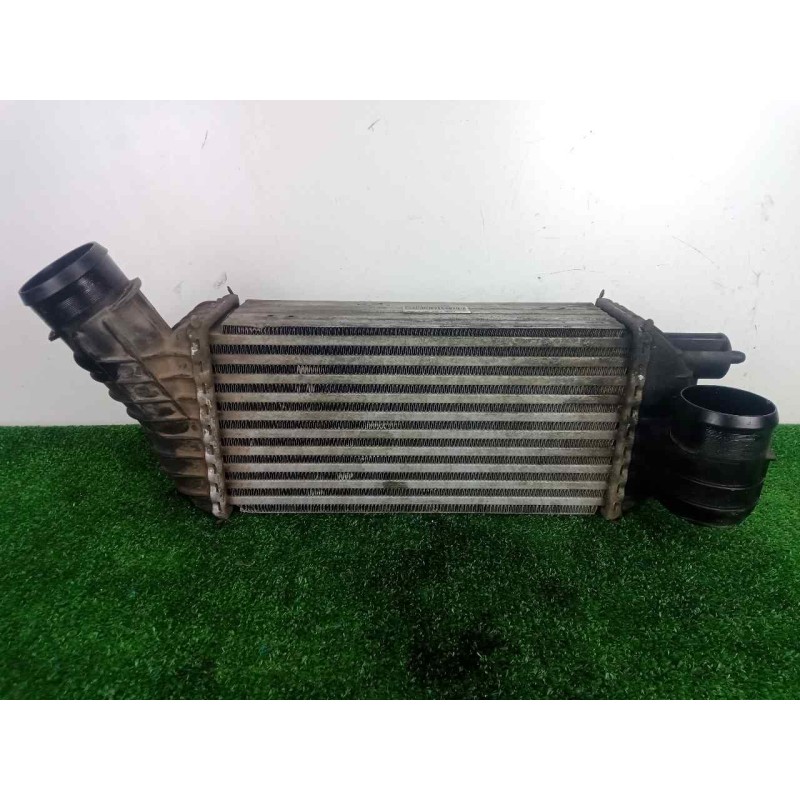 Recambio de intercooler para peugeot 5008 2.0 16v hdi fap cat (rhh / dw10cted4) referencia OEM IAM 9673015780-R1402004 300X160X8