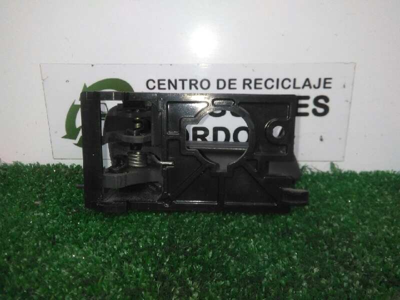 Recambio de maneta interior trasera derecha para kia rio 1.4 cat referencia OEM IAM 83623JB000  