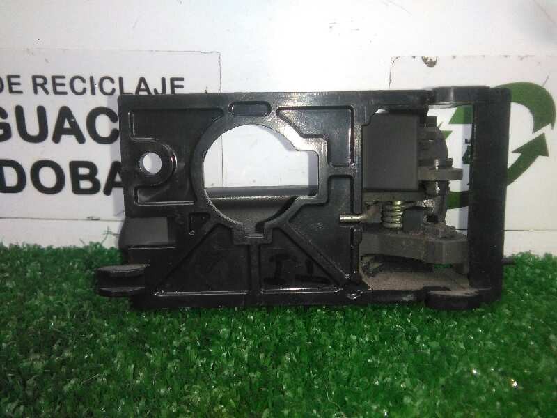 Recambio de maneta interior trasera izquierda para kia rio 1.4 cat referencia OEM IAM 83613JB000  