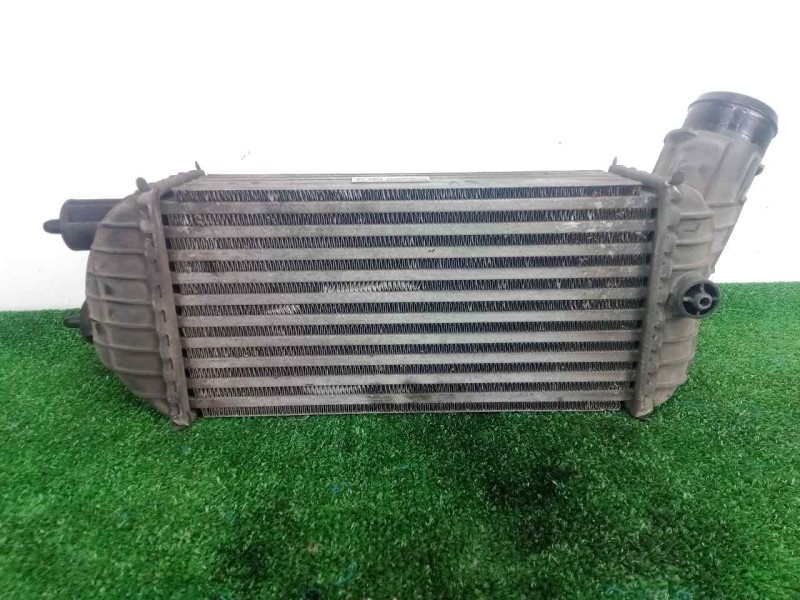 Recambio de intercooler para peugeot 5008 2.0 16v hdi fap cat (rhh / dw10cted4) referencia OEM IAM 9673015780-R1402004 300X160X8