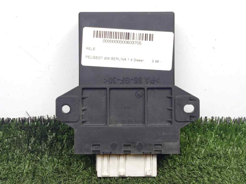 Recambio de rele para peugeot 206 berlina 1.9 diesel referencia OEM IAM 9625286880  