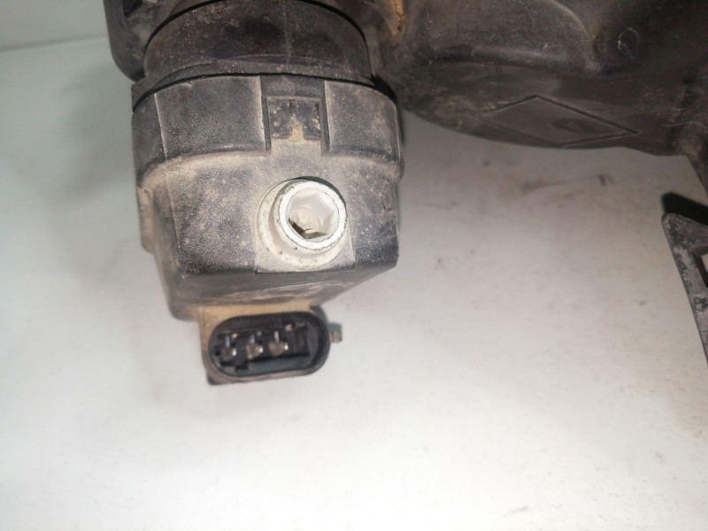 Recambio de faro derecho para renault kangoo (kc0/1_) 1.5 dci (kc07) referencia OEM IAM 8200183921-89008444-89008688 FONDO.NEGRO