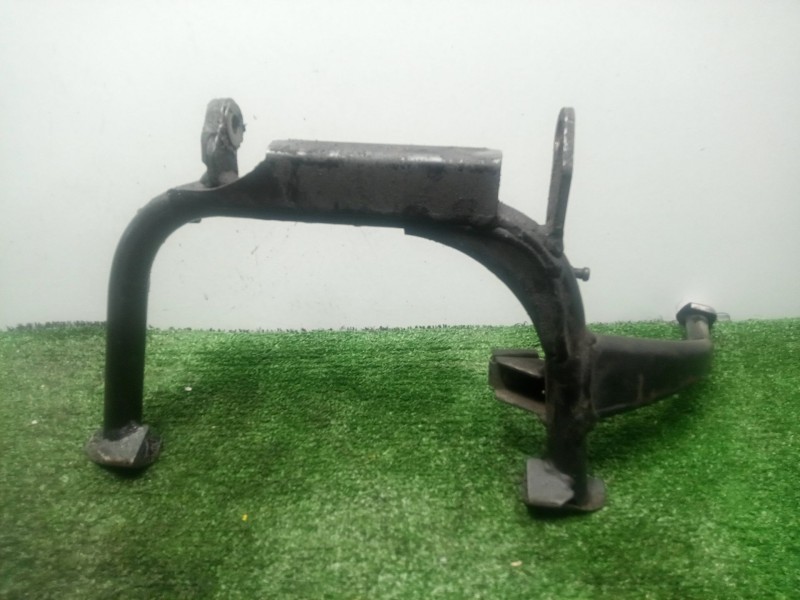 Recambio de caballete / pata de cabra para honda fes fes 125 s-wing (jf12) referencia OEM IAM CABALLETECENTRAL  