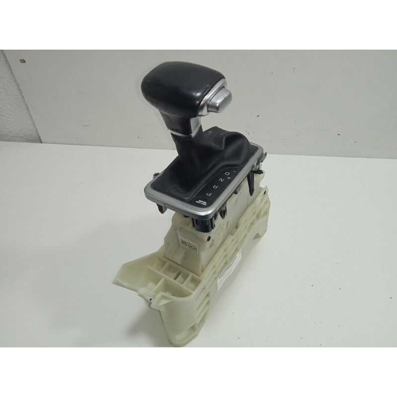 Recambio de palanca cambio para kia sportage 1.6 crdi cat referencia OEM IAM 46700F1100-46701D4430-1811290130 AUTOMATICO - AUTOM