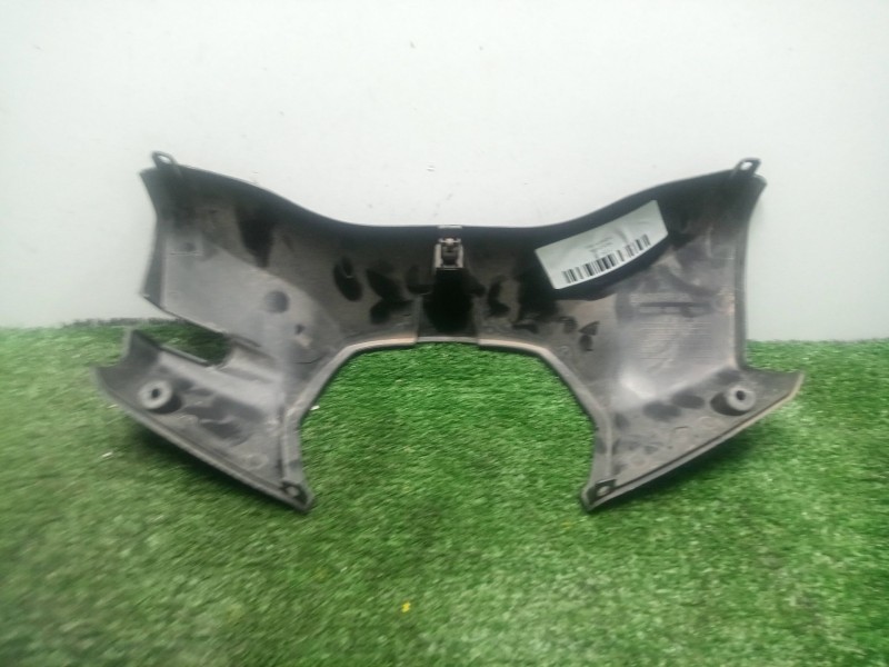 Recambio de moldura para honda fes fes 125 s-wing (jf12) referencia OEM IAM 53261KRJ7900  TAPA INFERIOR MANILLAR