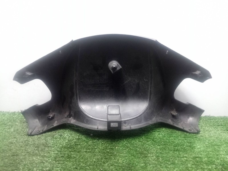 Recambio de moldura para honda fes fes 125 s-wing (jf12) referencia OEM IAM 53251KRJ7900  TAPA SUPERIOR MANILLAR