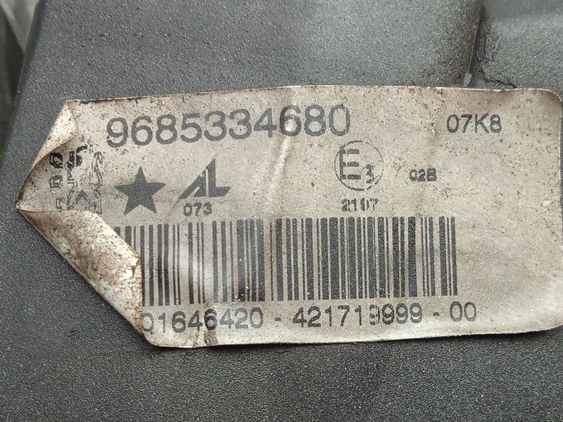 Recambio de faro antiniebla izquierdo para peugeot 407 (6d_) 2.0 hdi (6drhrh) referencia OEM IAM 9685334680  