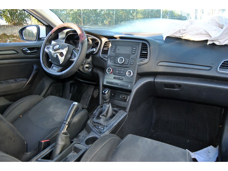 renault megane iv hatchback (b9a/m/n_) del año 2017