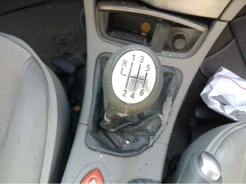 renault laguna ii (bg0) del año 2001