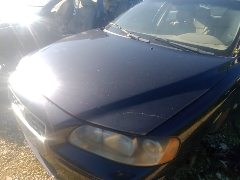 Recambio de capot para volvo s60 berlina 2.4 diesel referencia OEM IAM   