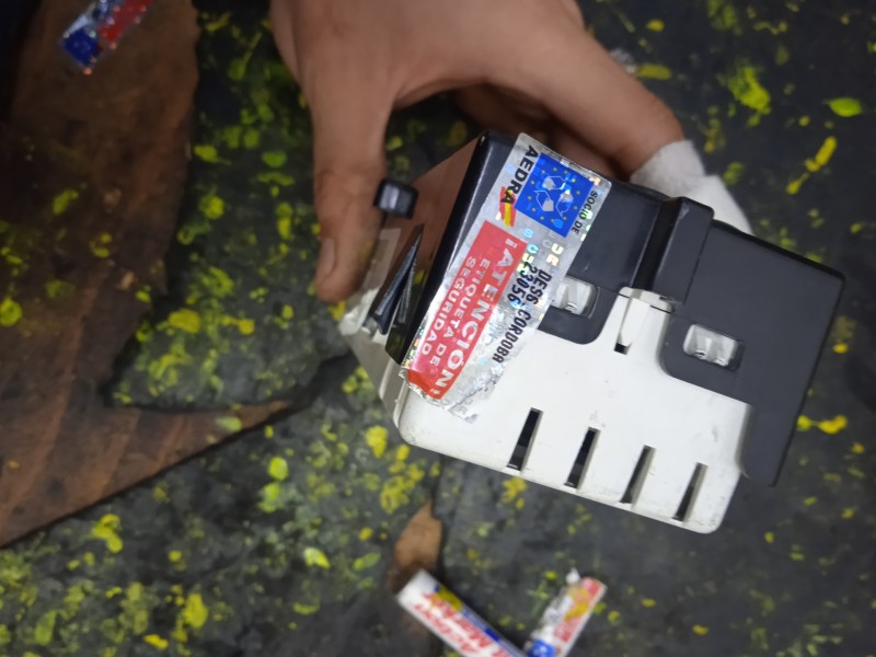 Recambio de pantalla multifuncion para renault clio iii 1.5 dci diesel cat referencia OEM IAM 280348139RA-281199474A-19154411-NS