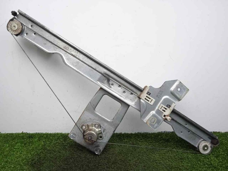 Recambio de elevalunas delantero izquierdo para dacia sandero 1.4 cat referencia OEM IAM SINREFERENCIA MANUAL 