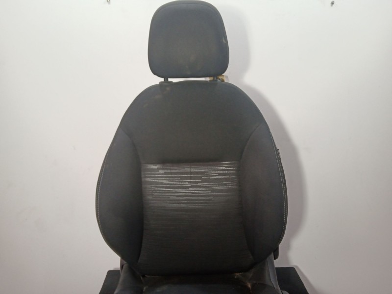 Recambio de asiento delantero izquierdo para peugeot 208 1.6 blue-hdi fap referencia OEM IAM NOTIENE  