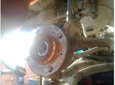 Recambio de mangueta delantera izquierda para peugeot 208 1.6 blue-hdi fap referencia OEM IAM    2