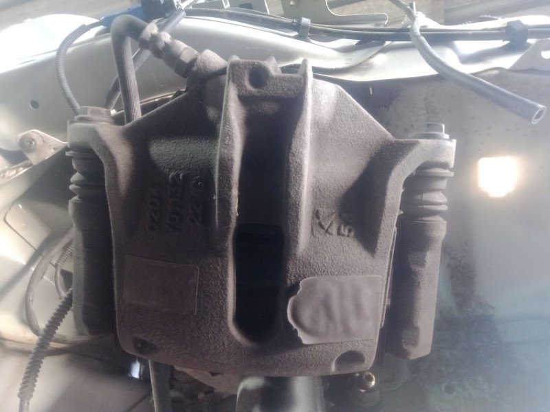 Recambio de pinza freno delantera derecha para peugeot 208 1.6 blue-hdi fap referencia OEM IAM   