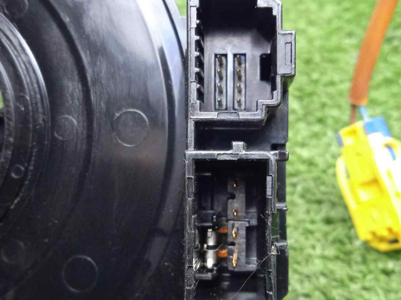 Recambio de anillo airbag para kia sorento 2.5 crdi referencia OEM IAM 934903E100  