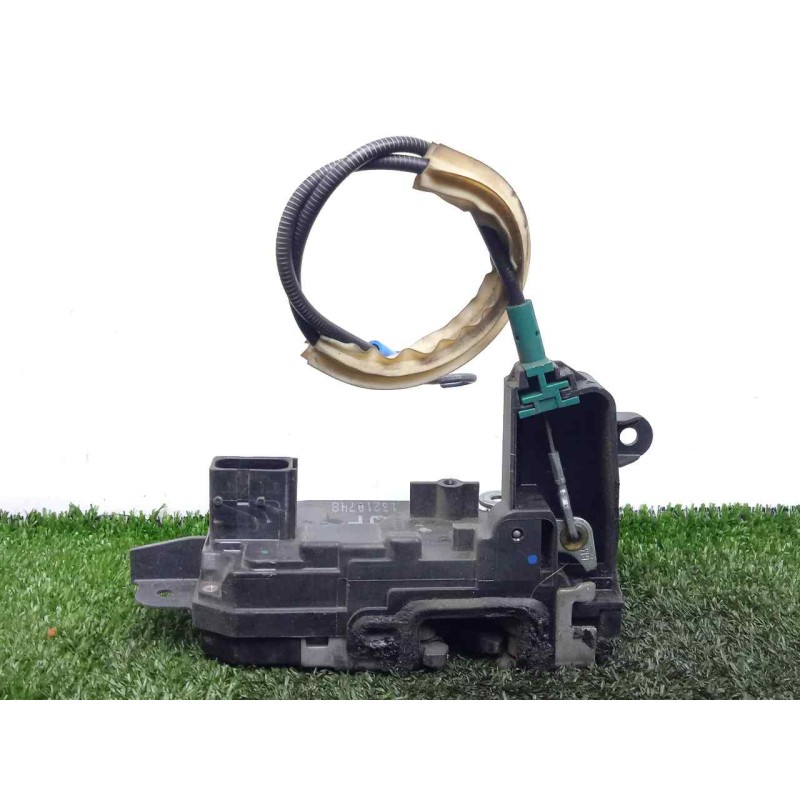 Recambio de cerradura puerta delantera izquierda para opel zafira b 1.9 cdti referencia OEM IAM 13210748 4.PINES 