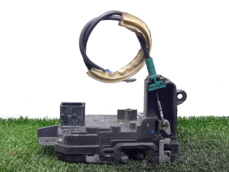 Recambio de cerradura puerta delantera izquierda para opel zafira b 1.9 cdti referencia OEM IAM 13210748 4.PINES 