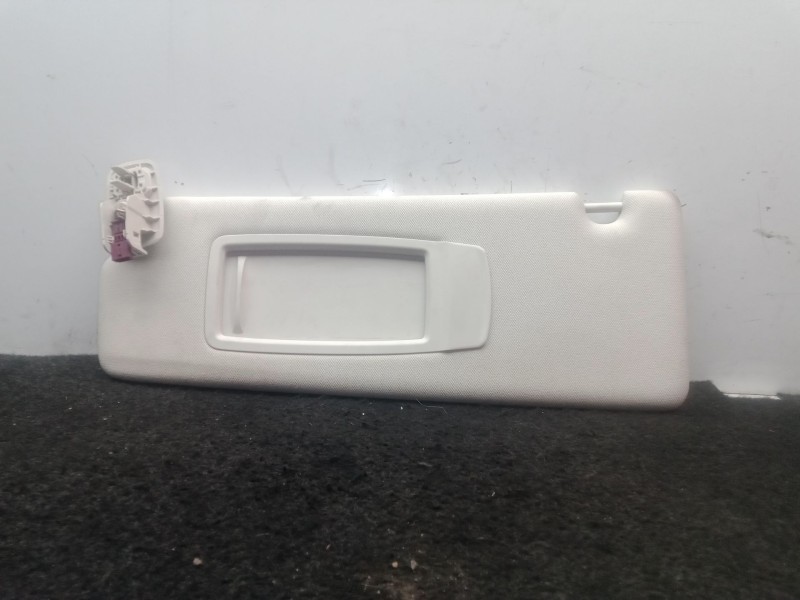 Recambio de parasol izquierdo para bmw 5 (g30, f90) 520 d referencia OEM IAM NOTIENE  BEIGE
