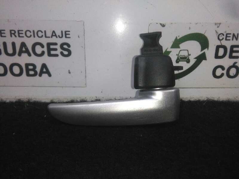 Recambio de maneta interior delantera derecha para mazda 6 berlina (gg) 2.0 diesel cat referencia OEM IAM   