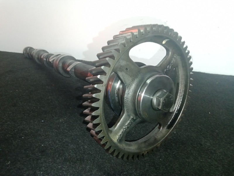 Recambio de arbol de levas para nissan atleon 6.0 td - 210 (130) referencia OEM IAM 026C-1302493700  
