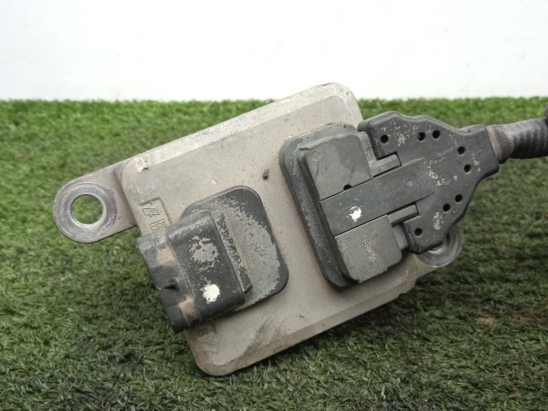 Recambio de sonda lambda para fuso (mitsubishi) canter 7c18 referencia OEM IAM ML239299-5WK97200  8.CABLES