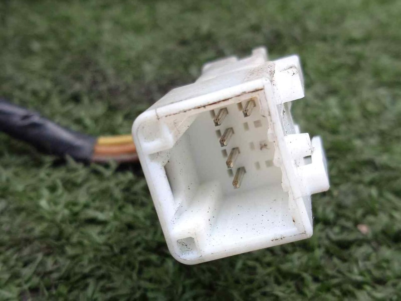 Recambio de retrovisor izquierdo para dacia logan 1.4 cat referencia OEM IAM 8200240599 ELECTRICO - 5.PINES NEGRO