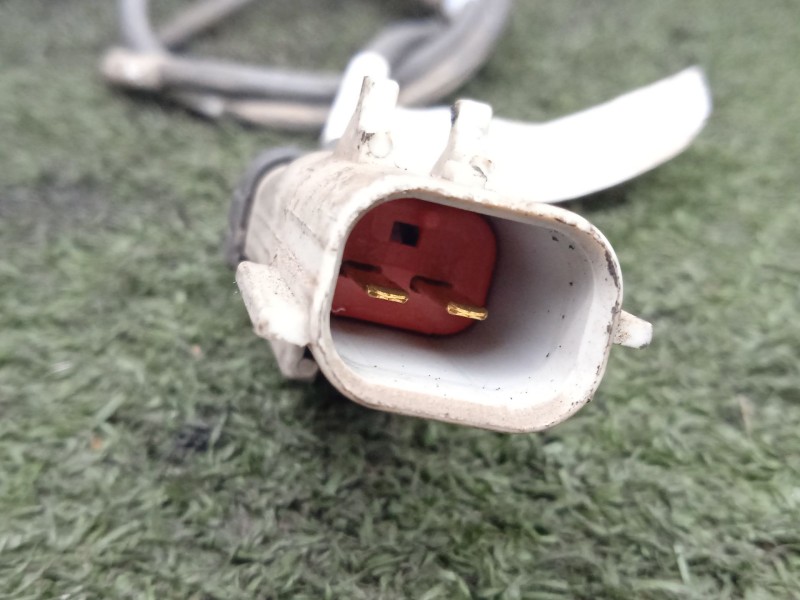 Recambio de sonda lambda para fuso (mitsubishi) canter 7c18 referencia OEM IAM ME230528  2.CABLES