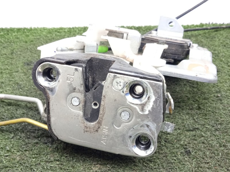 Recambio de cerradura puerta delantera izquierda para fuso (mitsubishi) canter 7c18 referencia OEM IAM SINREFERENCIA  5.PINES