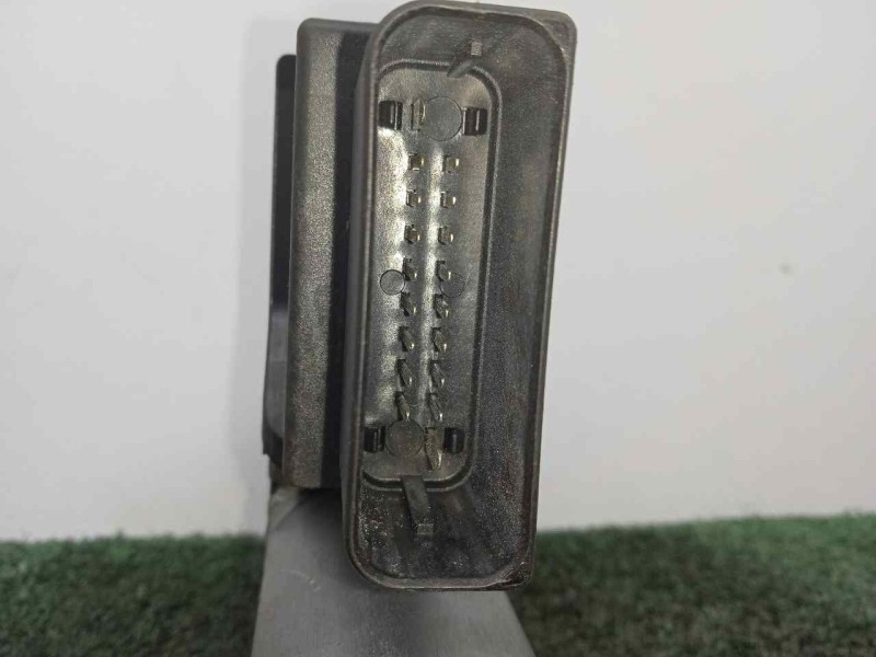 Recambio de motor elevalunas trasero izquierdo para volkswagen passat berlina (3b3) 1.9 tdi referencia OEM IAM 105406301-0130821