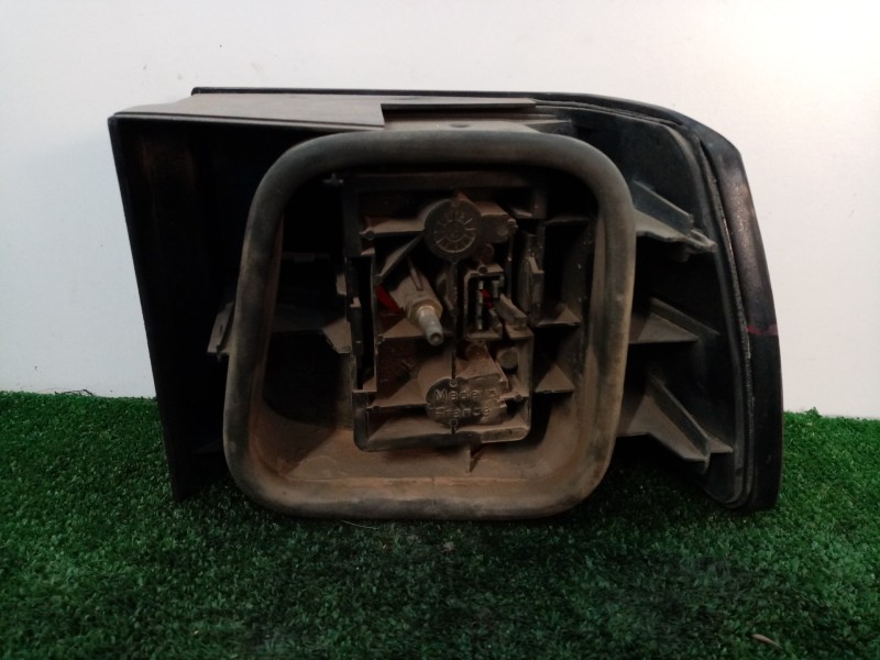 Recambio de piloto trasero izquierdo para citroën xantia berlina referencia OEM IAM  1.SERIE EXTERIOR