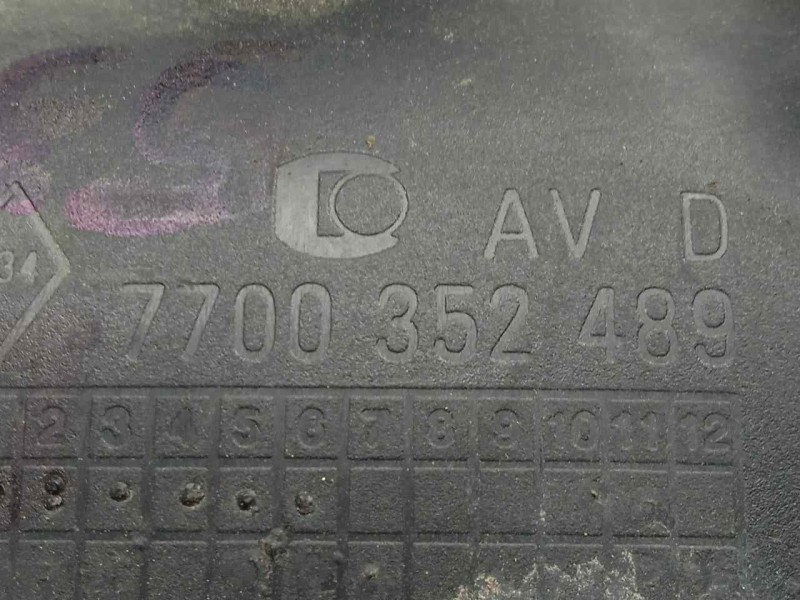 Recambio de maneta exterior delantera derecha para renault master desde ´98 2.2 diesel referencia OEM IAM 7700352489  