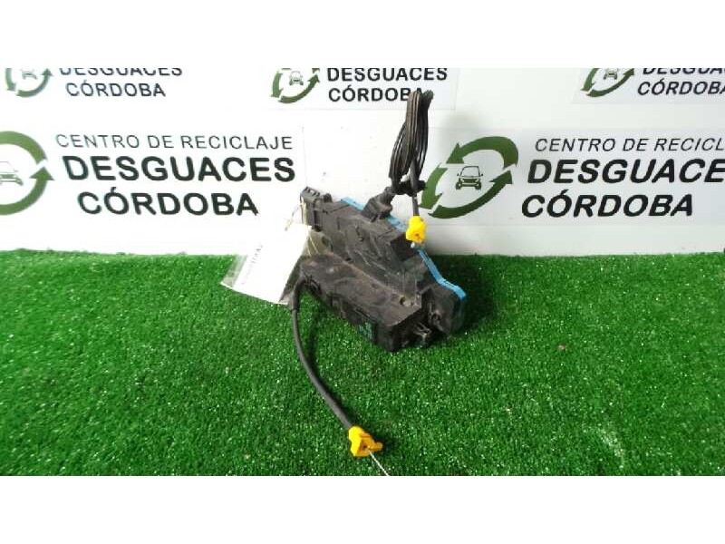Recambio de cerradura puerta trasera izquierda para peugeot 207 1.4 hdi referencia OEM IAM 24089158 4.PINES 