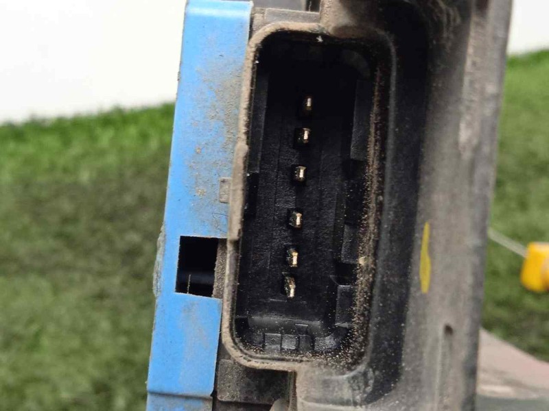 Recambio de cerradura puerta trasera izquierda para peugeot 207 1.6 16v hdi referencia OEM IAM 24089158 6.PINES 