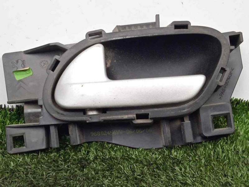Recambio de maneta interior trasera izquierda para peugeot 207 1.6 16v hdi referencia OEM IAM 96802456VV  
